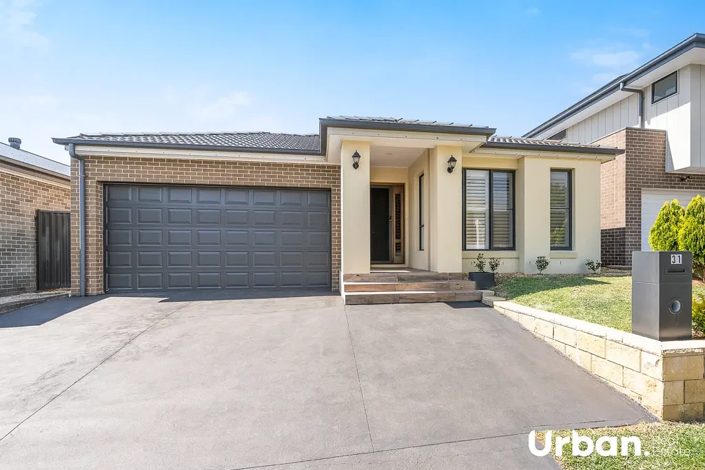 31 Sweetman Circuit, Denham Court, NSW 2565