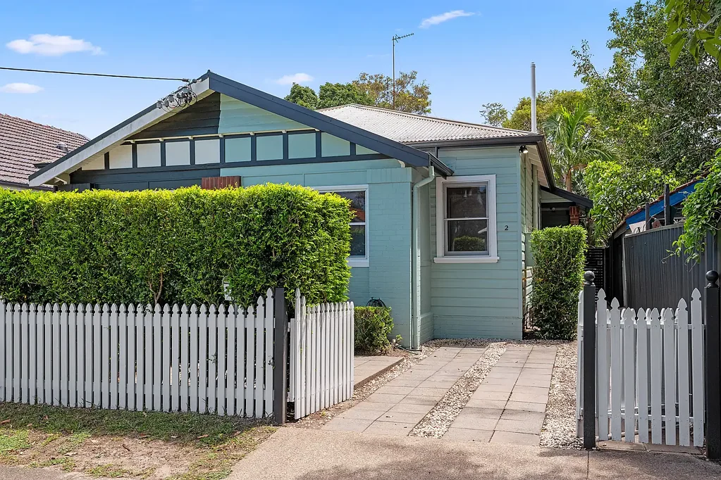 2 Everton Street, Hamilton East, NSW 2303