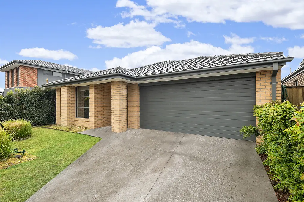 6 Pacific Grange, Beveridge, VIC 3753