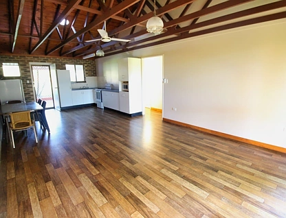 1 Valroy Street, Hay Point, Mackay, 4房, 2浴, Apartment