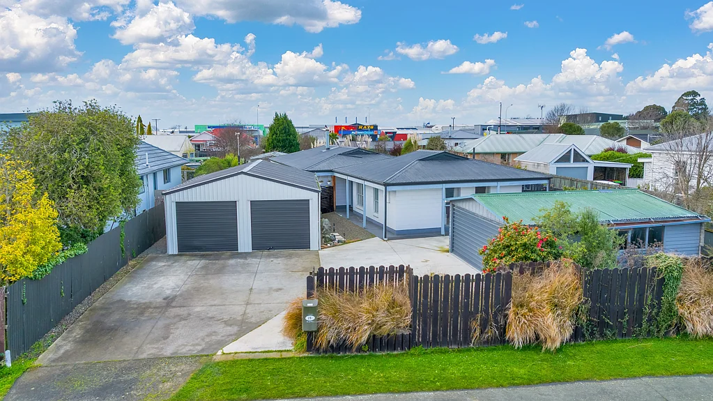 Kaiapoi 4ਬੈੱਡਰੂਮ Great Garaging - Large Living - Auction!