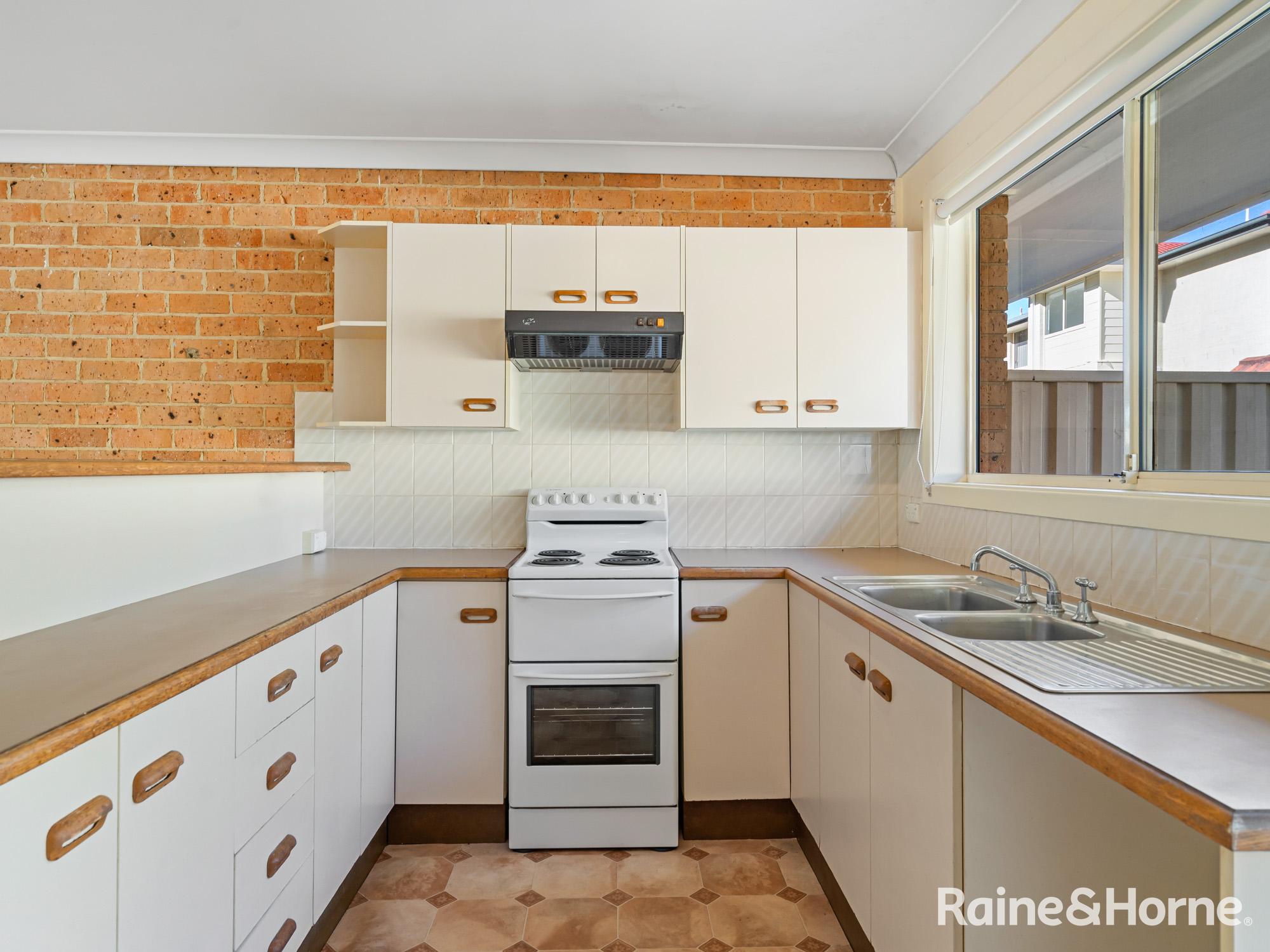 UNIT 6 25-27 WARATAH ST, EAST GOSFORD NSW 2250, 0 Bedrooms, 0 Bathrooms, Townhouse