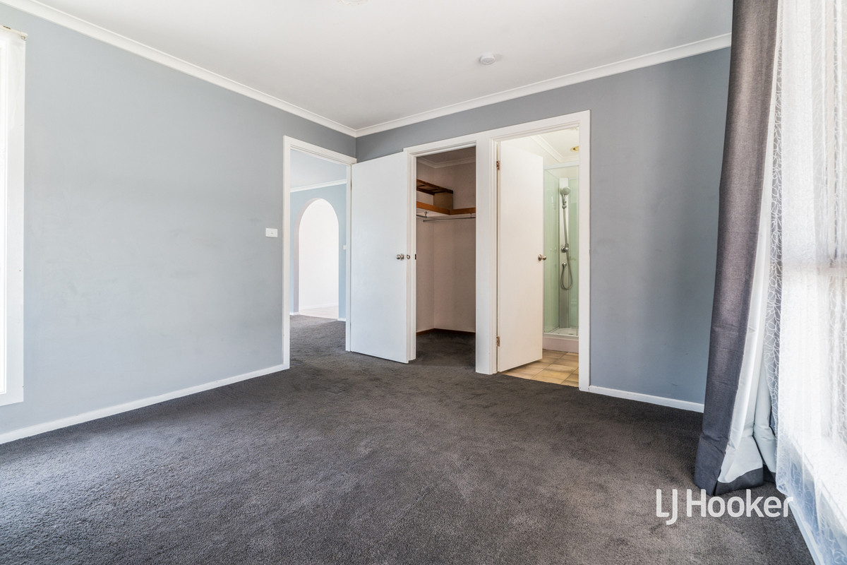 12 CERNAN CT, WHITTINGTON VIC 3219, 0 غرف, 0 حمامات, House