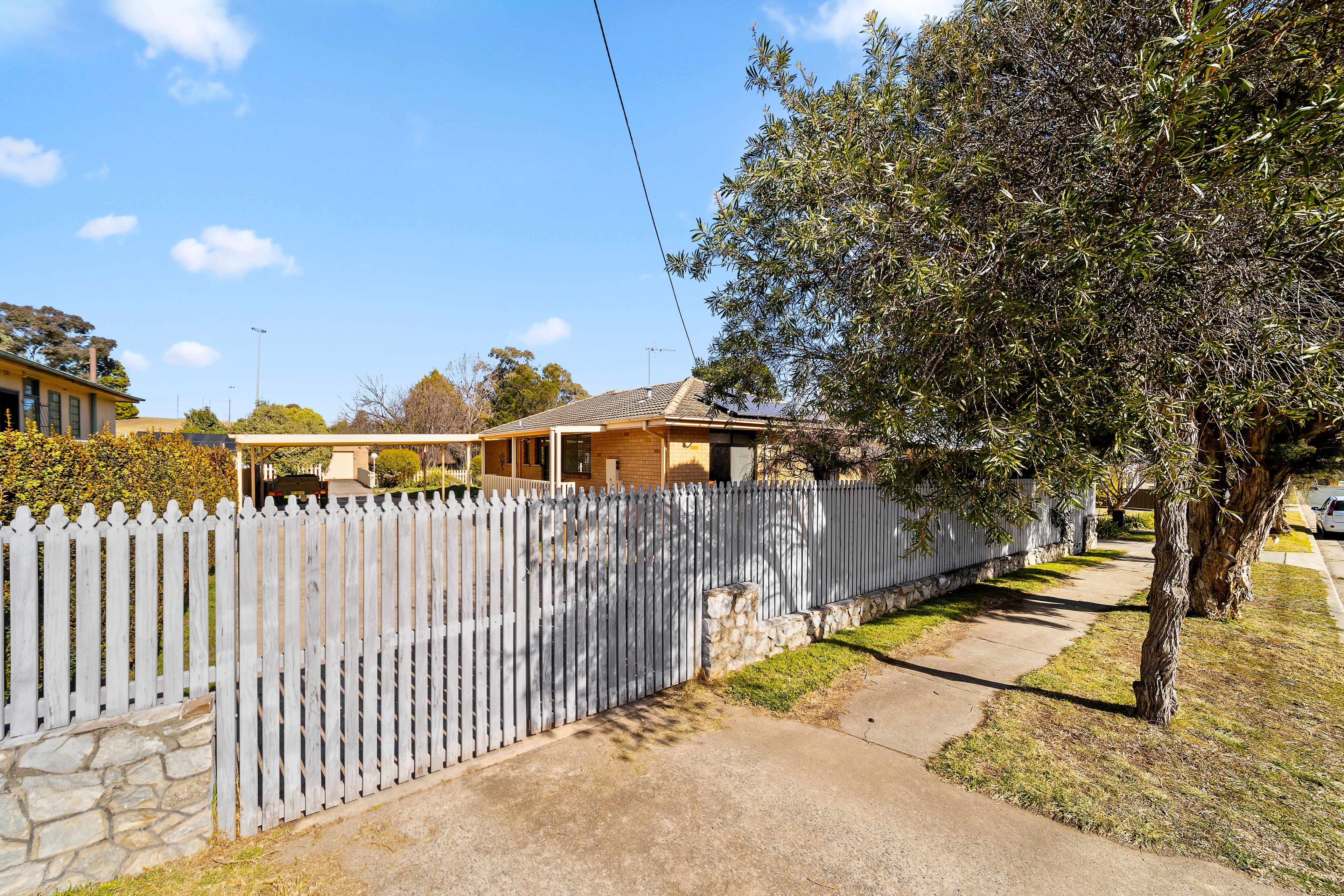 14 ELIZABETH CR, QUEANBEYAN EAST NSW 2620, 0房, 0浴, House