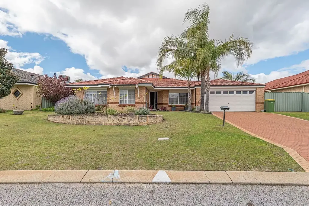 Thornlie 4Habitaciones FOR THE FAMILY