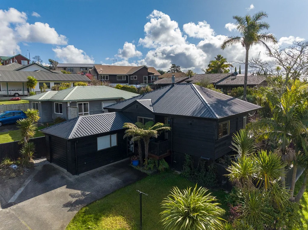 1/45 Unsworth Drive, Unsworth Heights, North Shore City, Auckland