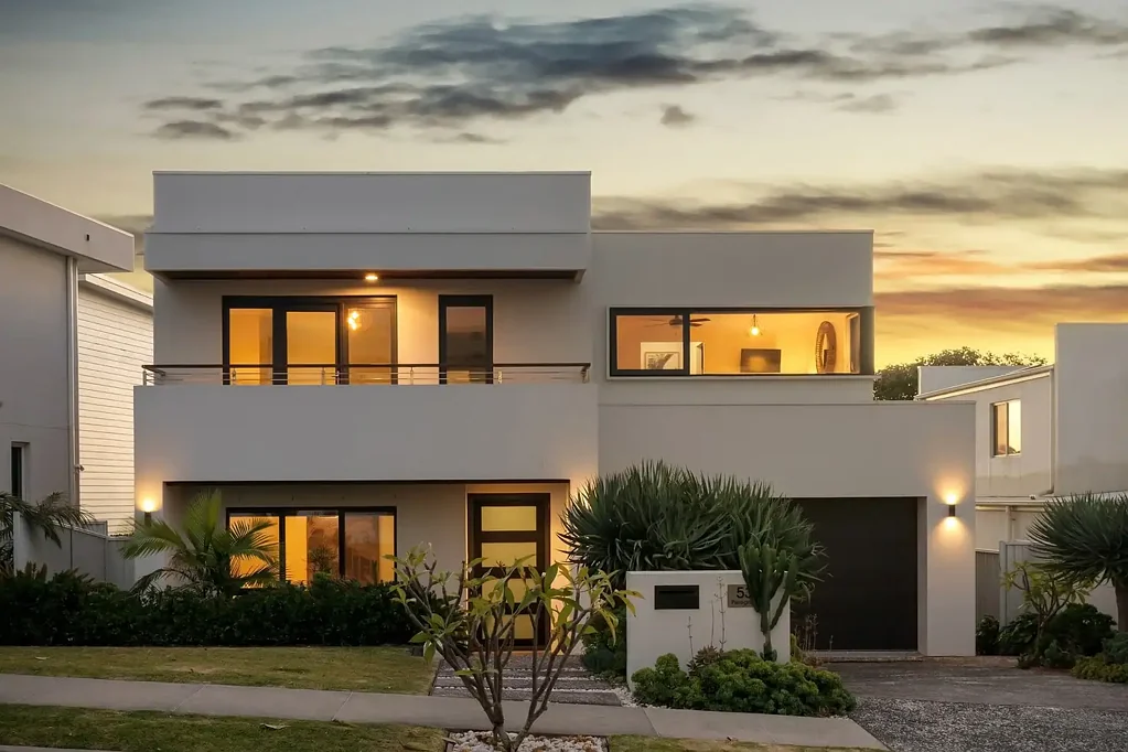 Greenhills Beach 5ห้องนอน Exceptional Family Living | Prime Location
