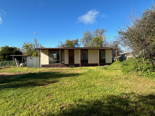 14 LACHLAN ST, HILLSTON NSW 2675, 0房, 0浴, House