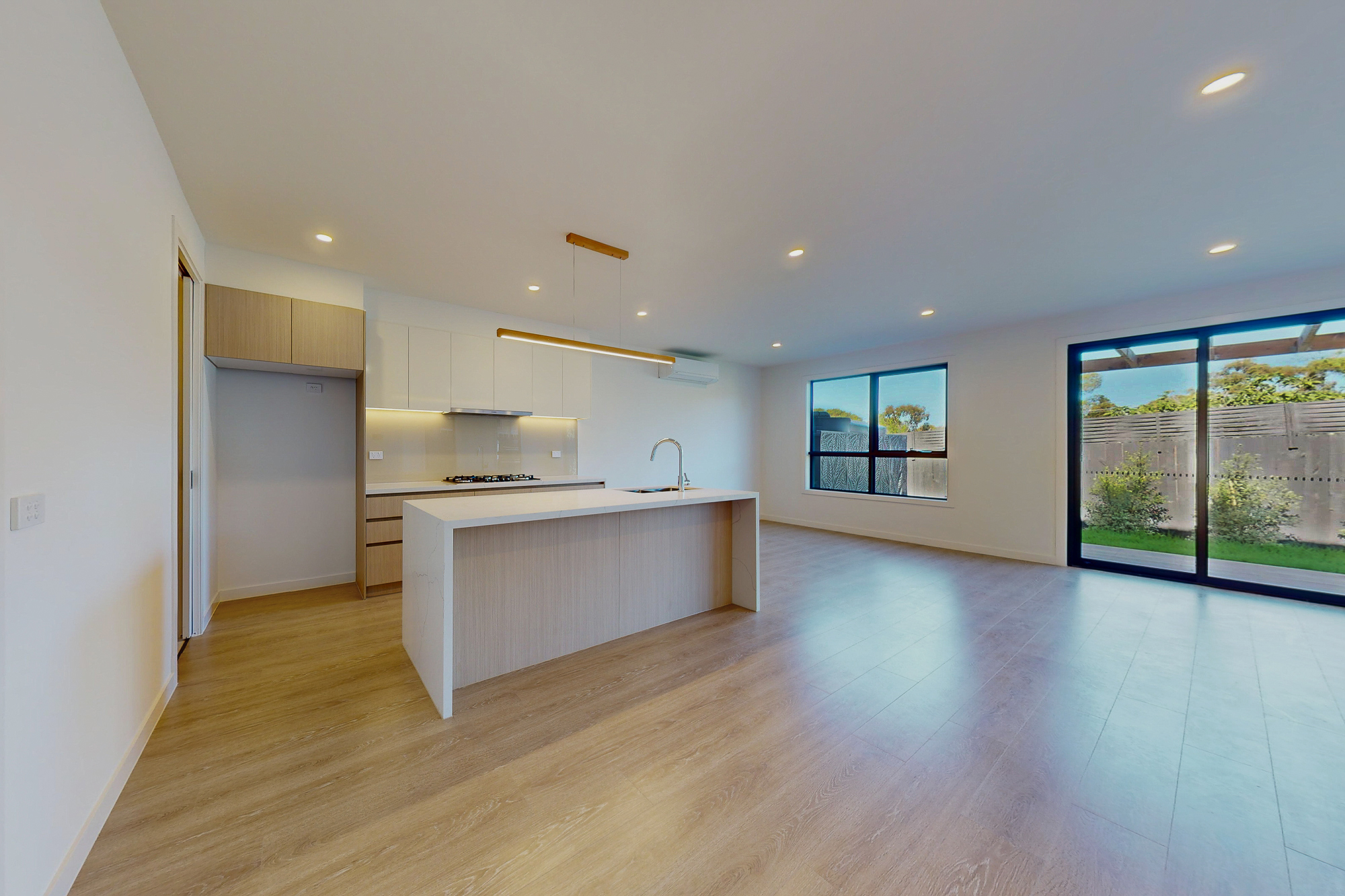 32D ESTELLE ST, OAKLEIGH VIC 3166, 0房, 0浴, Townhouse