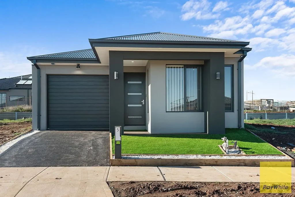 Family Home Ready to Move In