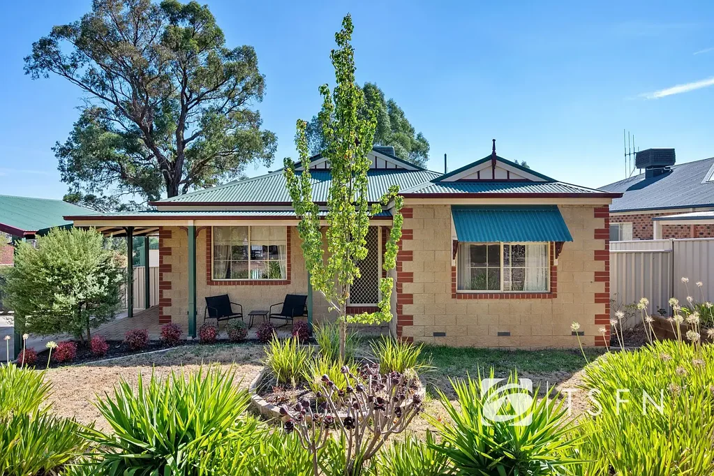 18 Londey Street, Kangaroo Flat, VIC 3555