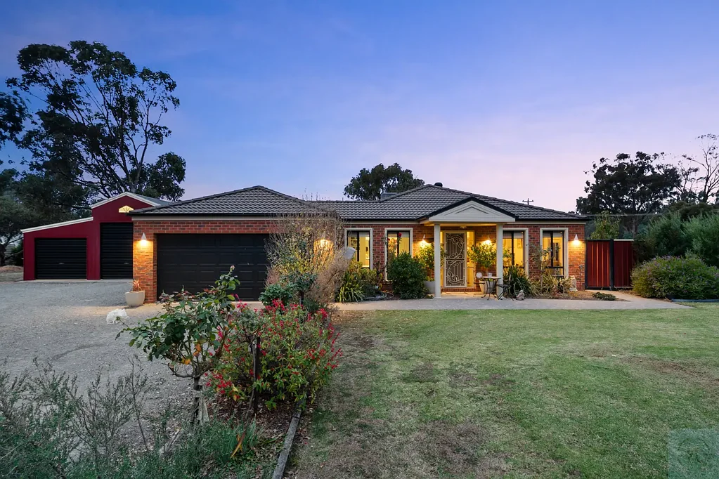 Tocumwal 4 Bedroom Rural Lifestyle At Its Best