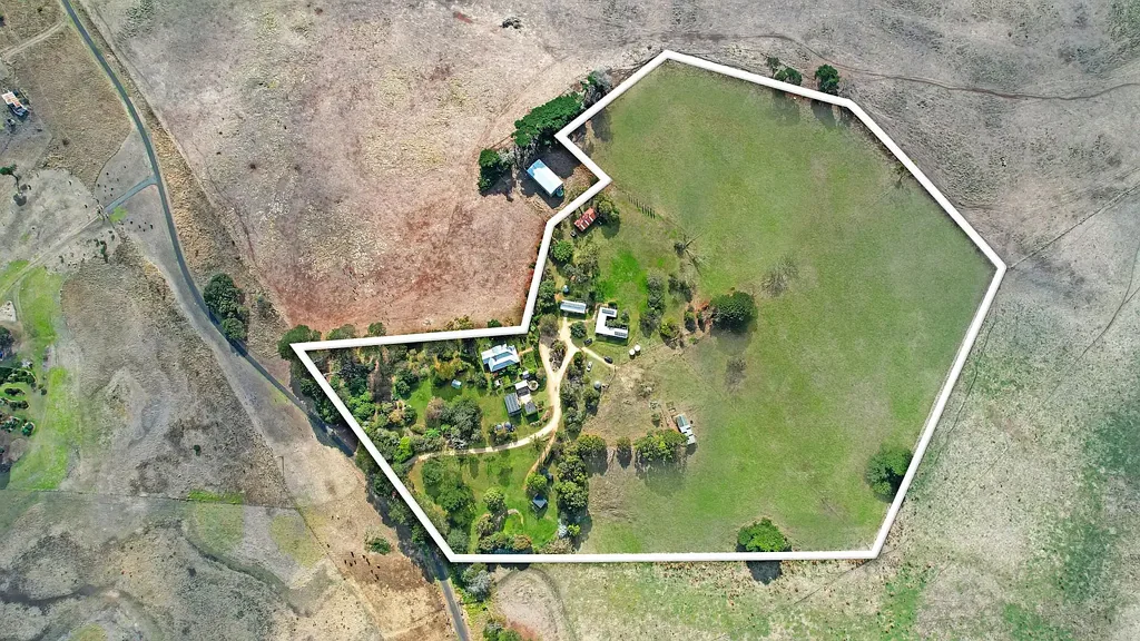 Yambuk 6 Bedroom Retreat Business and Homestead on 14 Acres