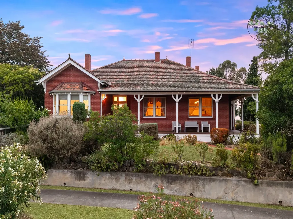 40 Rodney Street, Quarry Hill, VIC 3550