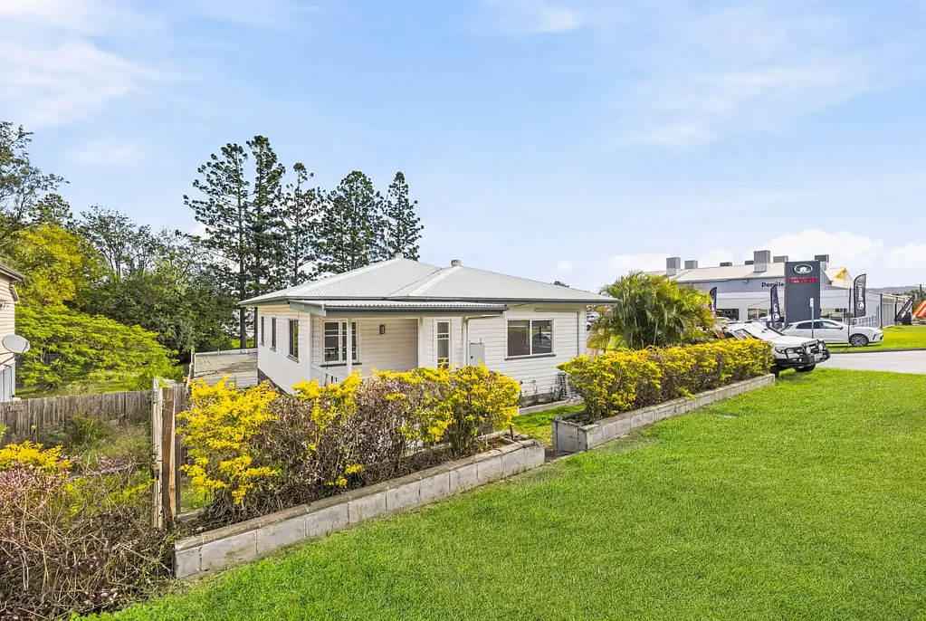 Gympie 3Zimmer Renovated, Central & Ready. With Space to Match