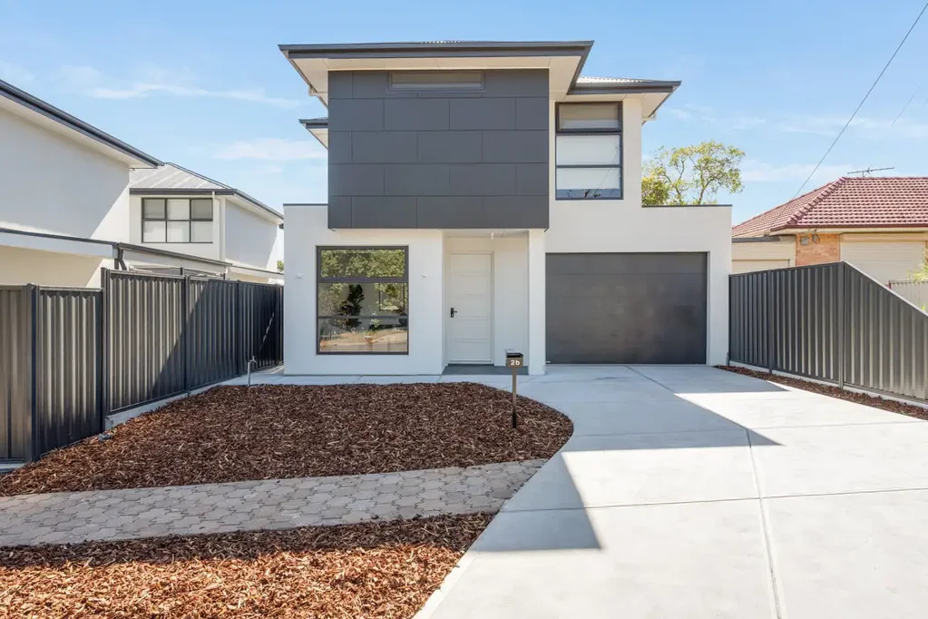 2B Windsor Avenue, Para Hills, SA 5096