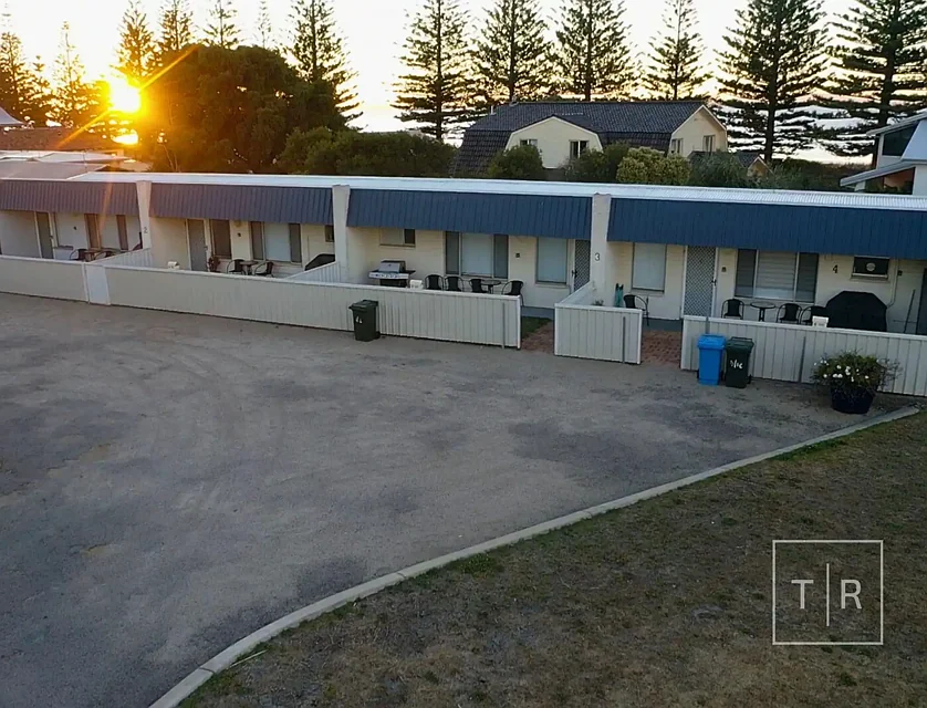 1-4/12 Goldfields Road, Castletown, Outback (South), 8 Schlafzimmer, 4 Badezimmer, Unit