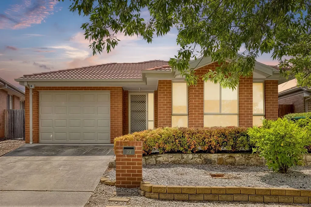 27 Charles Perkins Circuit, Bonner, ACT 2914
