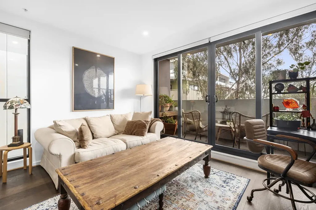 Brunswick 2chambre Light, Style & Inner-North Living