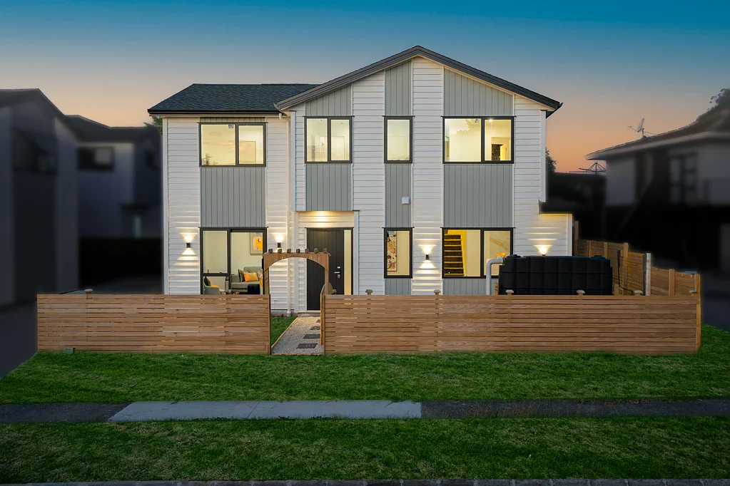 Conifer Grove 4 Bedroom Titles are issued,  Present your offer!!