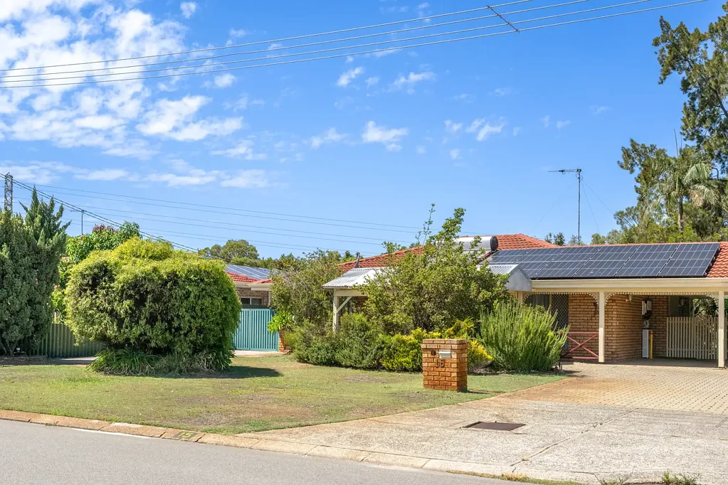 15 Glenarber Way, Willetton, WA 6155