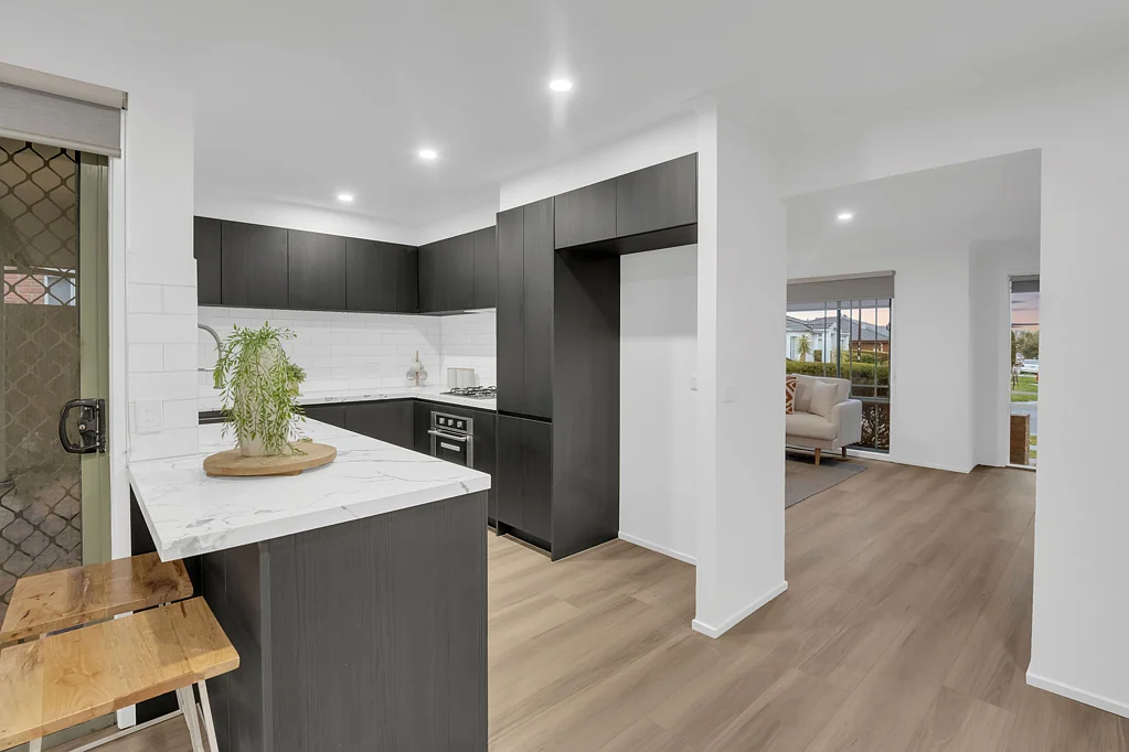 52 Rhine Drive, Roxburgh Park, VIC 3064