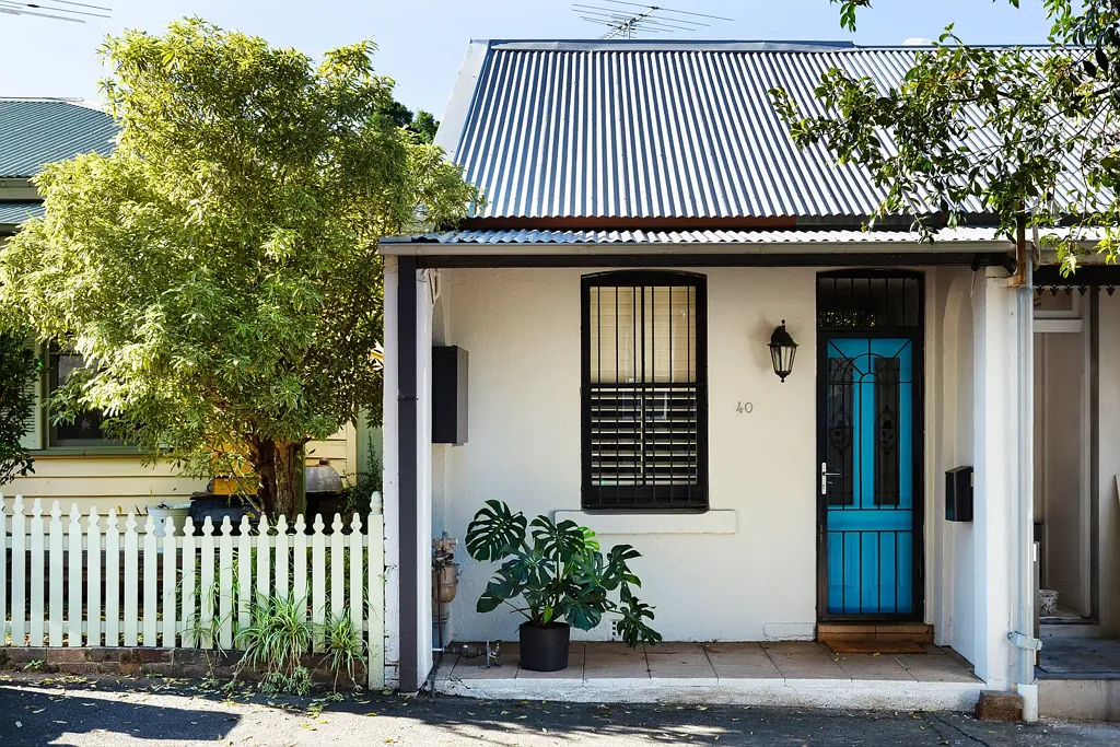Updated three bedroom house in quiet position
