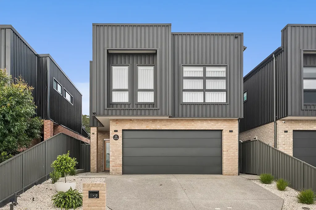 9 Brae Road, Albion Park, NSW 2527