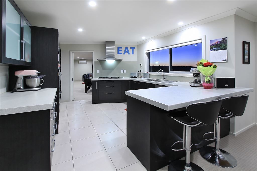 28 Kahurangi Heights, Aotea, Porirua, 4 침실, 2 욕실