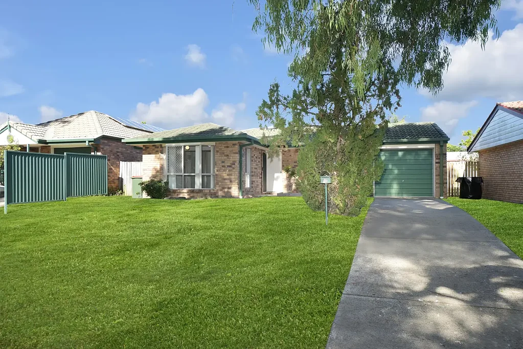 Spacious 4-Bedroom Home in Prime Wavell Heights Location