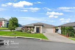 6 Medina Place, Cameron Park