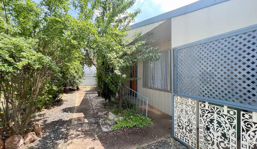 17 Caroon Street, Ungarie, NSW 2669