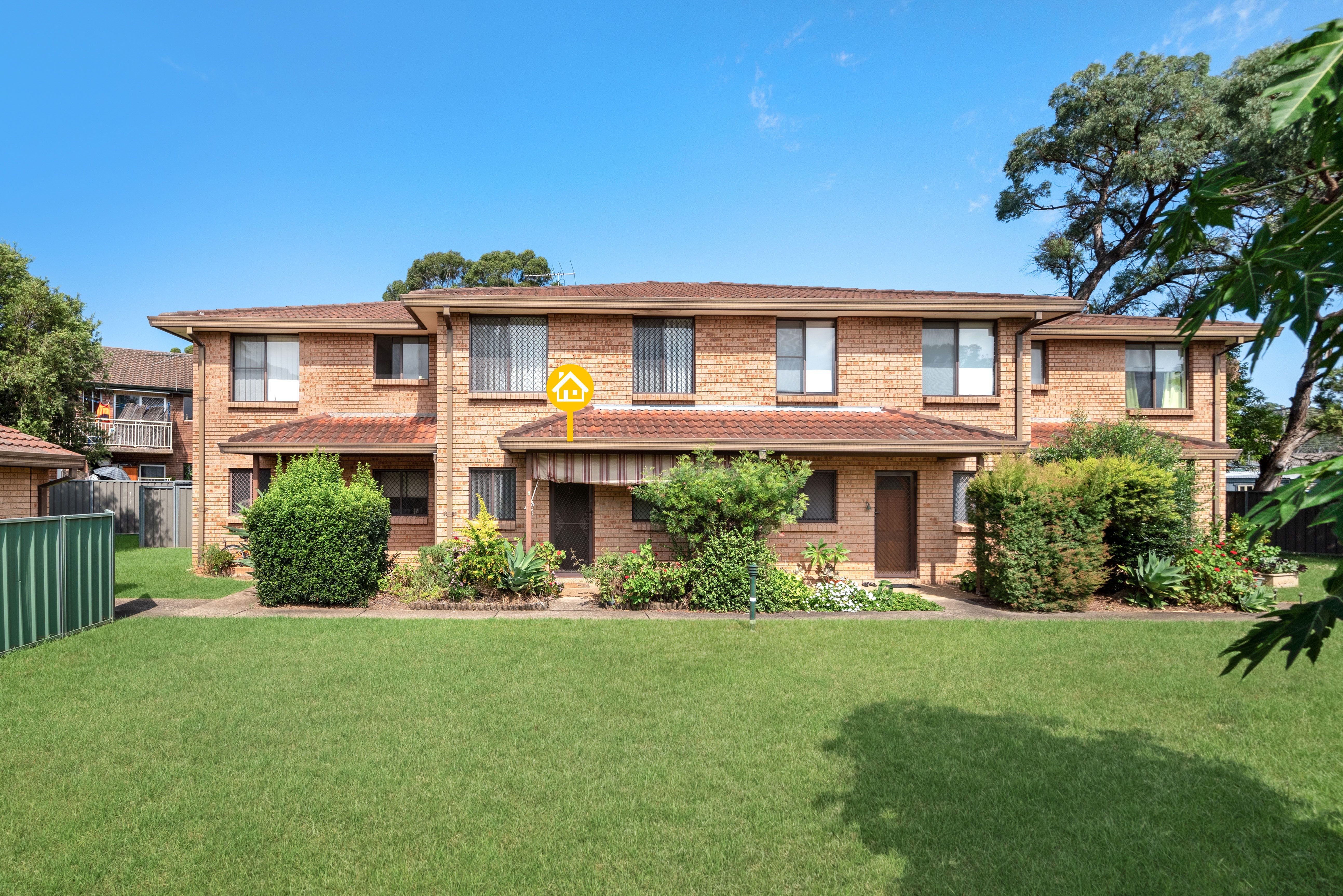 UNIT 6 92 MINTO RD, MINTO NSW 2566, 0房, 0浴, Townhouse