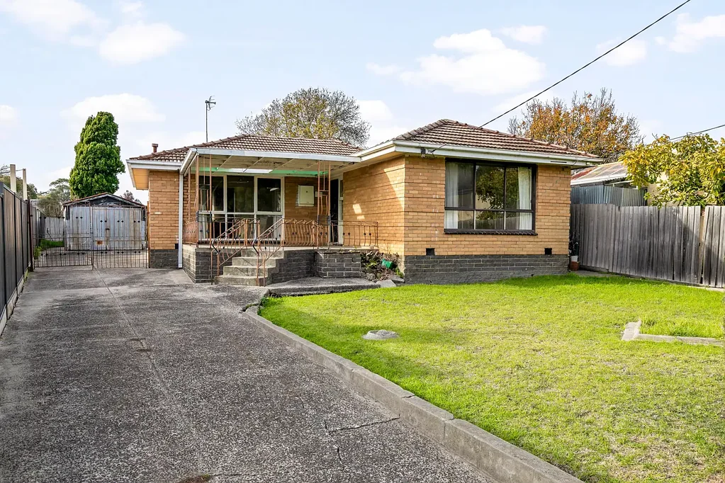 2 Hugo Court, Fawkner, VIC 3060