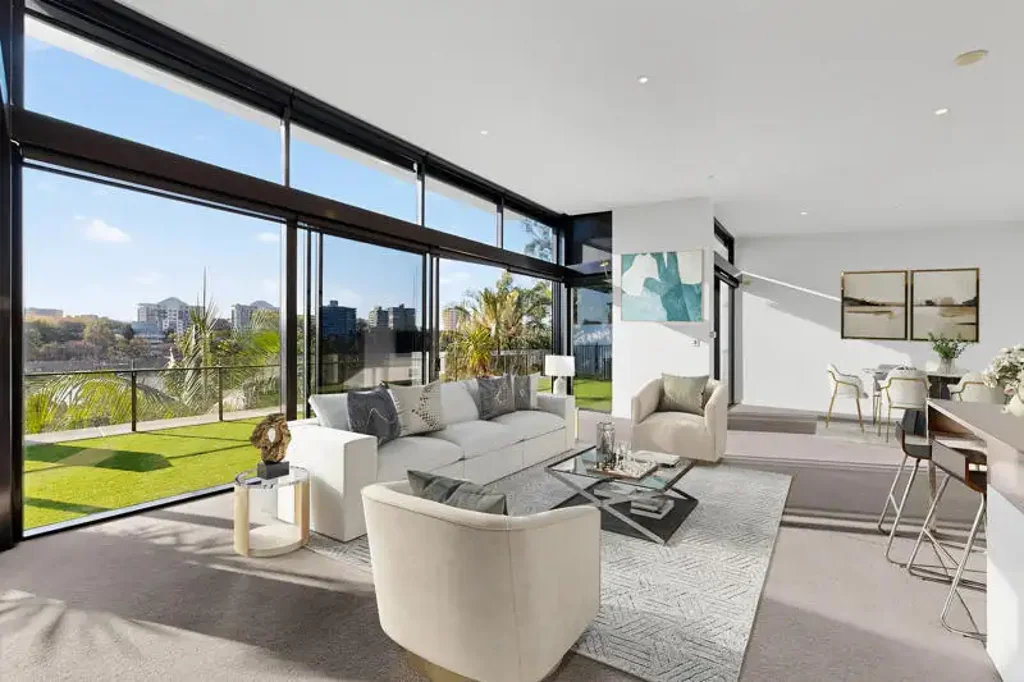 Luxurious Riverfront Penthouse with Breathtaking Views.
Click on 3D Tour