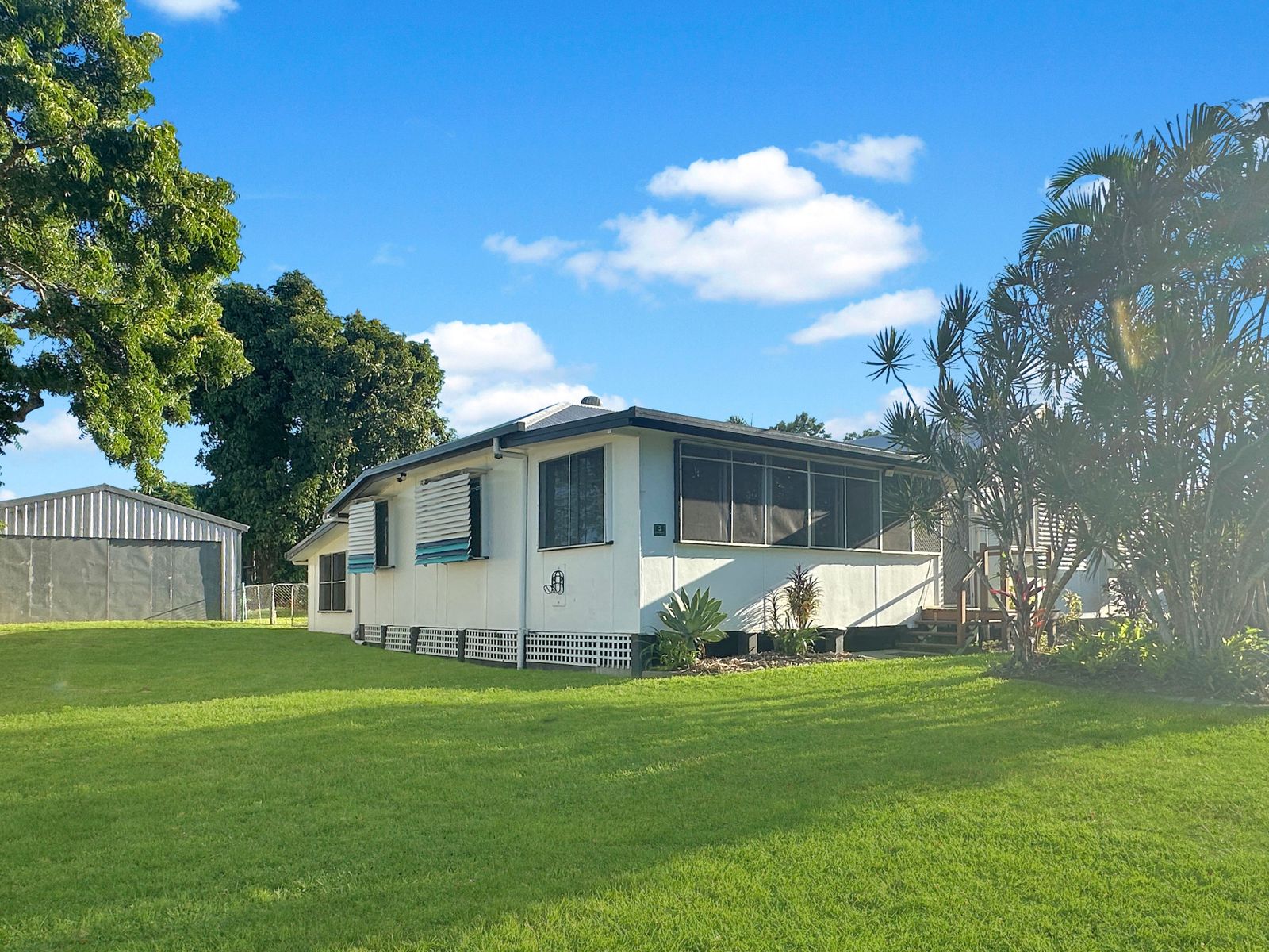 3 NICHOLSON ST, SARINA QLD 4737, 0 rūma, 0 rūma horoi, House