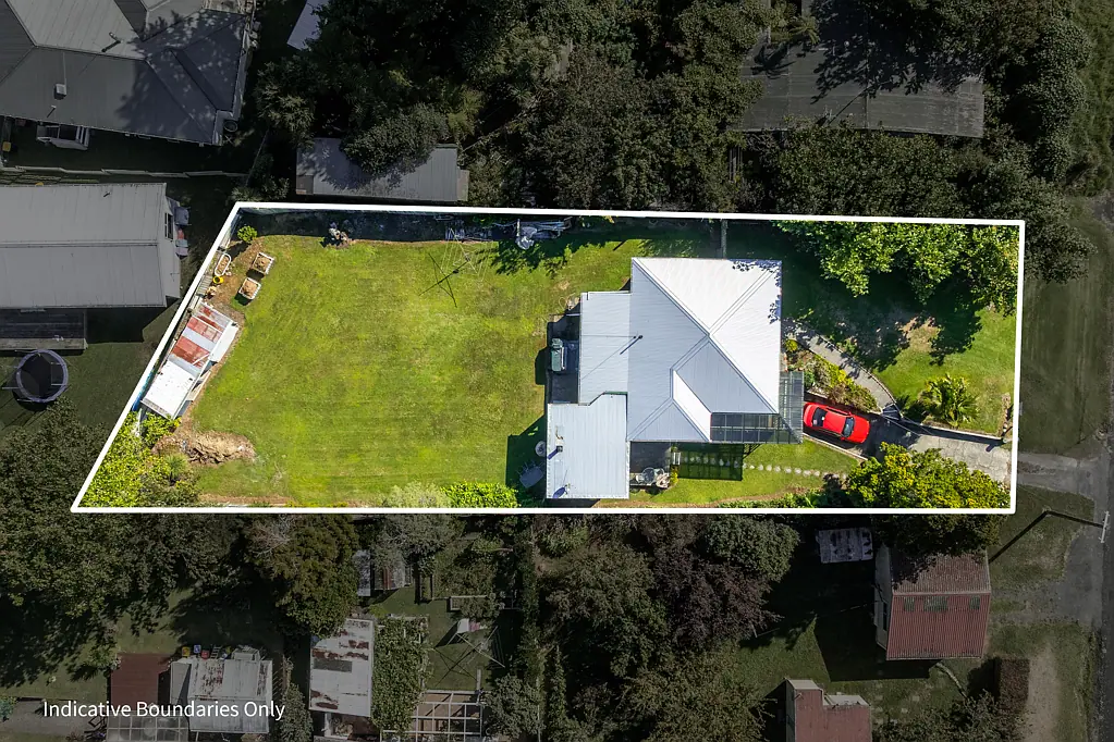 Waihi 3房  Calling all DIY lovers!