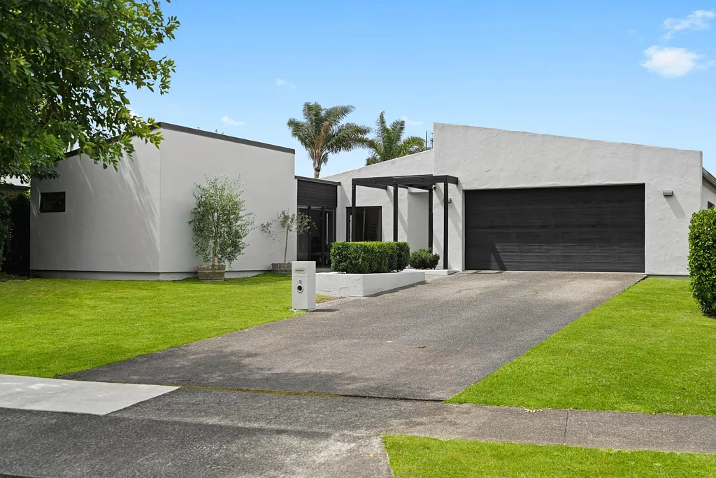 Huntington 5침실 Expansive 271sqm With Two Masters