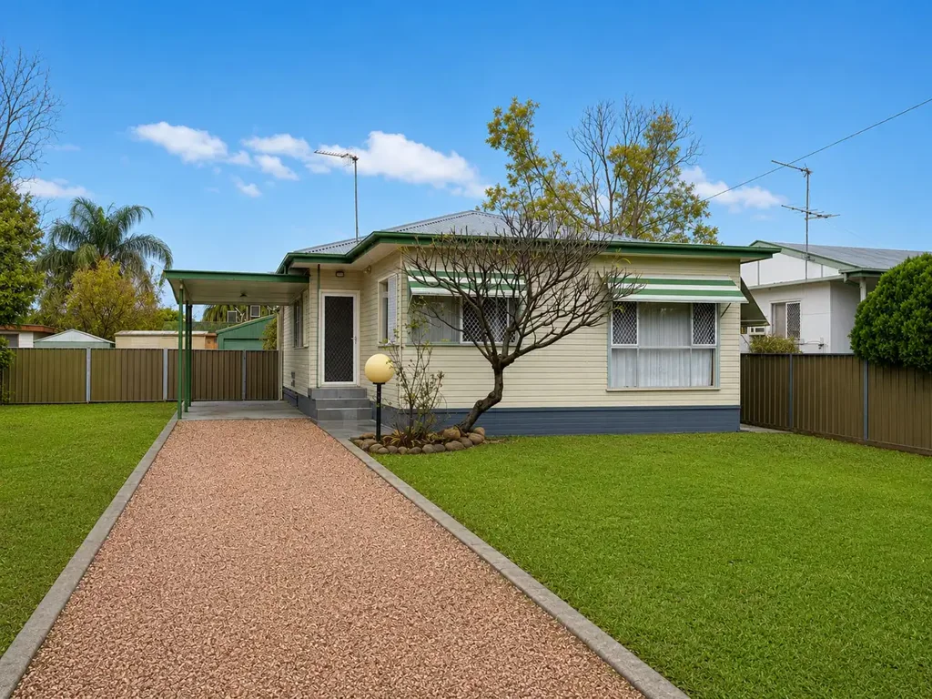 Spacious 3-Bedroom Home with Large Shed & Entertaining Area