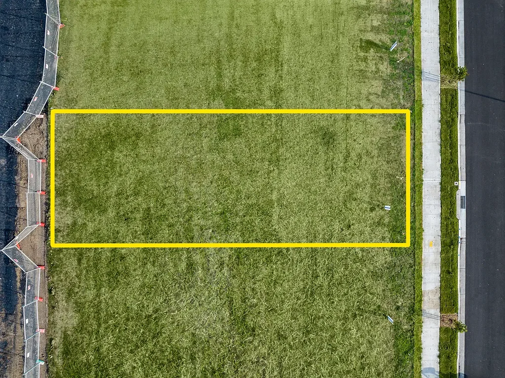 Calderwood Build Your Future in The Fields