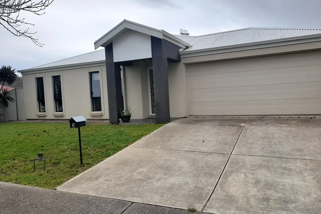 Modern 4-Bedroom Family Home