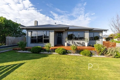 Devonport 4Moenga SIXTY-ONE HILLER STREET