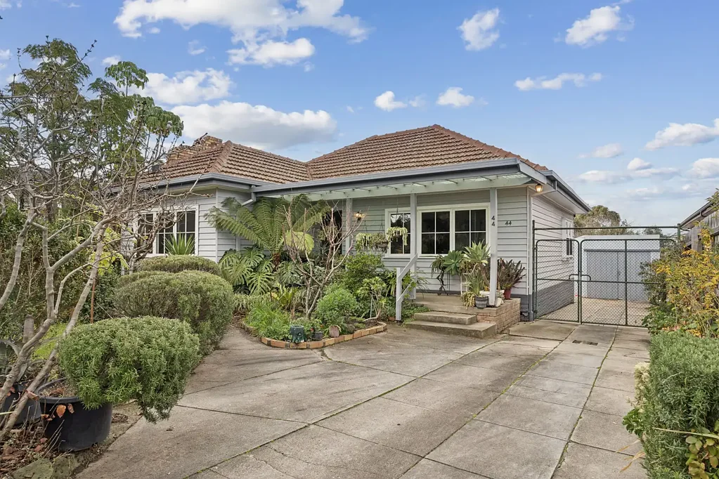 44 Goulburn Avenue, Reservoir, VIC 3073
