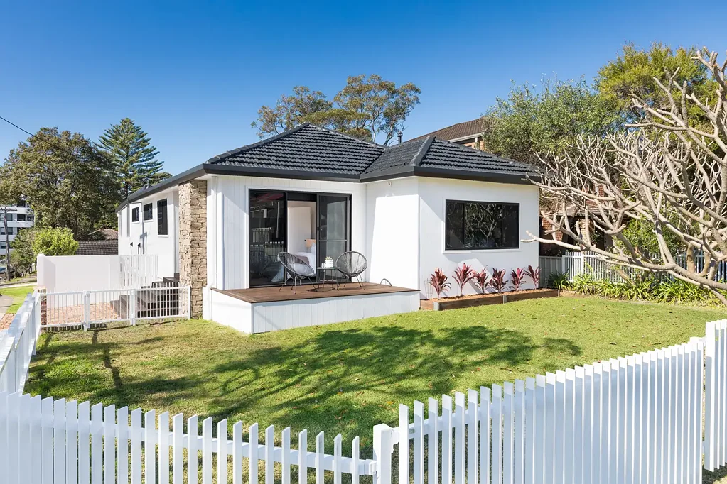 2 Chamberlain Avenue, Caringbah, NSW 2229