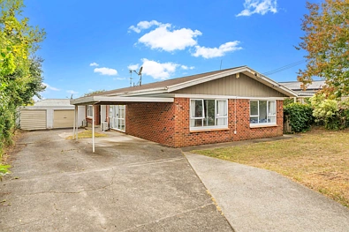 Manurewa 4 Bedroom Cash Cow Investments with almost 4.9% gross yield