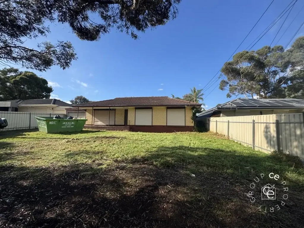 Ingle Farm 3房  Currently occupied but requiring work if to be kept; it is most likely going to be developed.