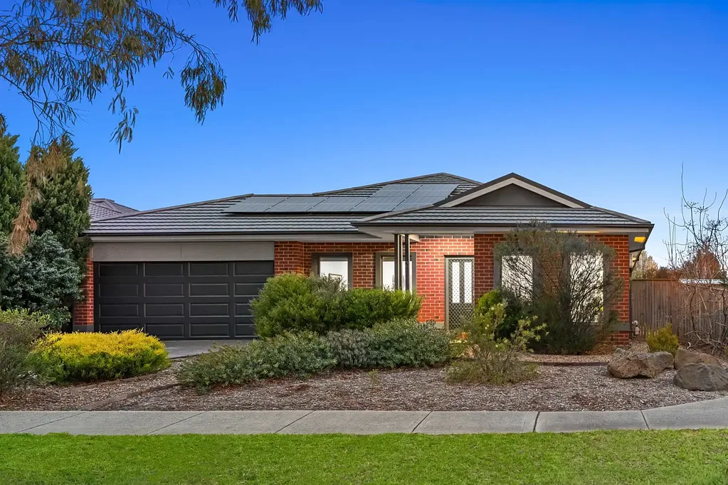 2 Mistral Way, Beveridge, VIC 3753