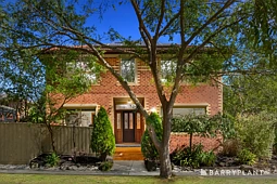 32 Pioneer Way, Kilsyth South