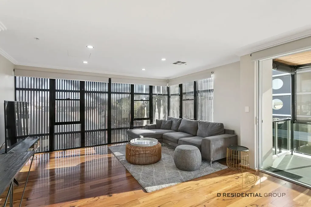 Penthouse Living with City Views