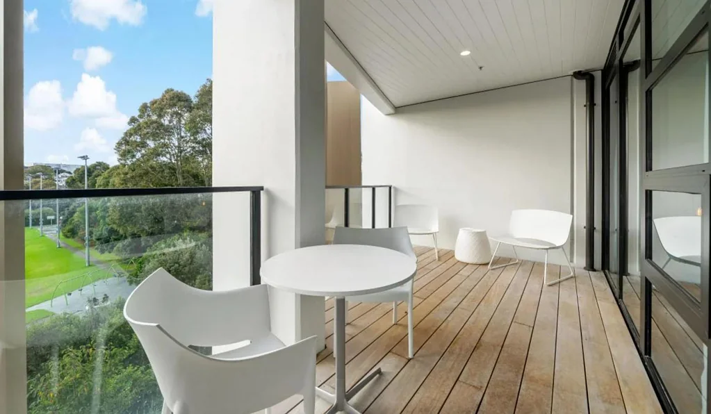 2 bedroom apartment in Kingsland